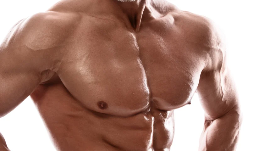 Harmonização Corporal: Tudo Sobre o Preenchimento Peitoral Masculino
