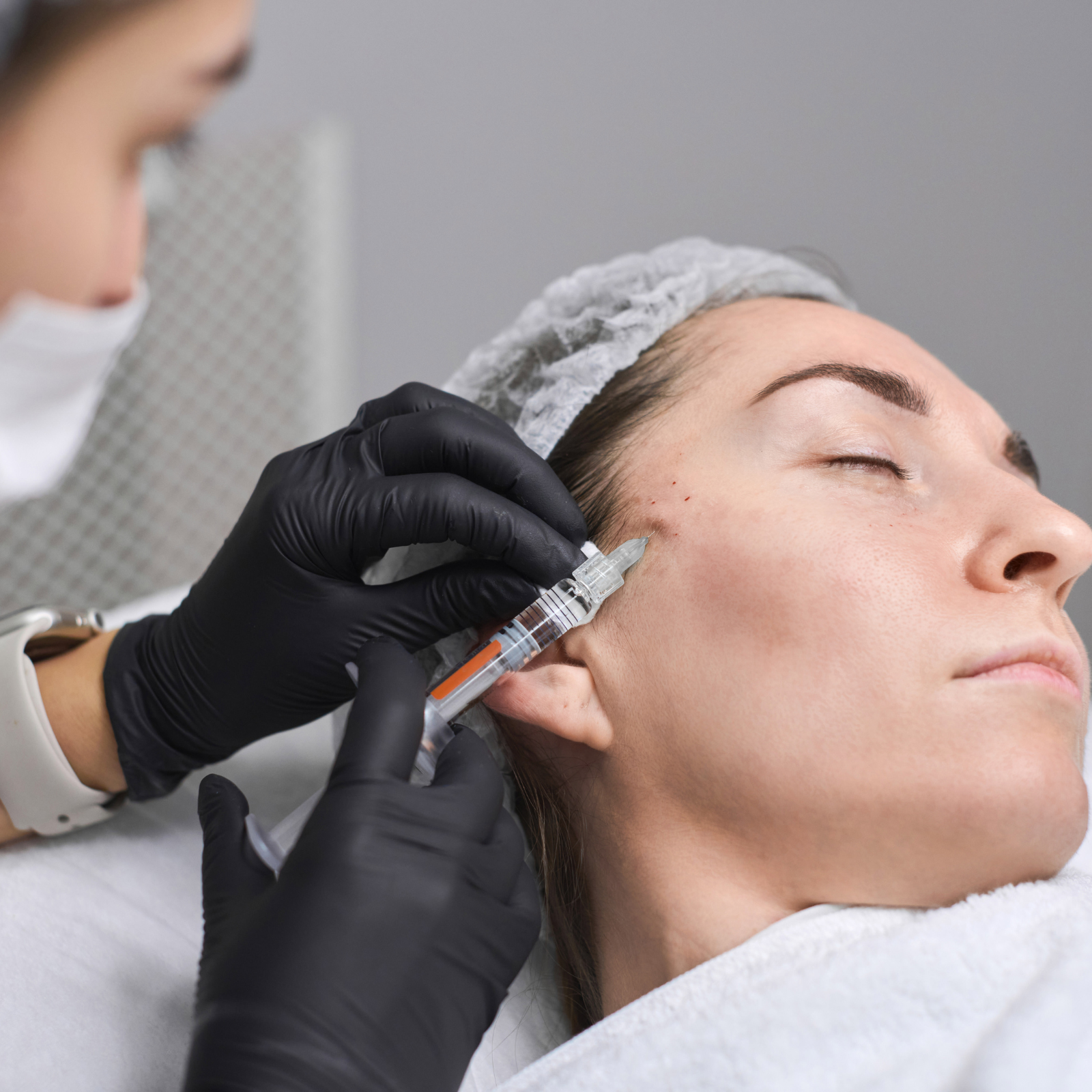 Rotina de biossegurança aplicada em atendimento estético supervisionado