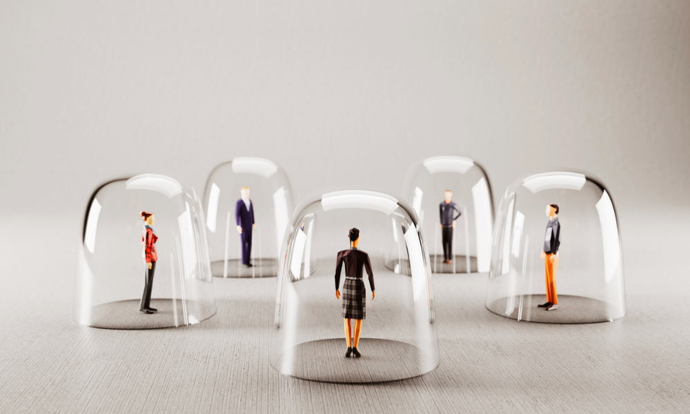 Evidências estigma sigilo suicídio em práticas clínicas