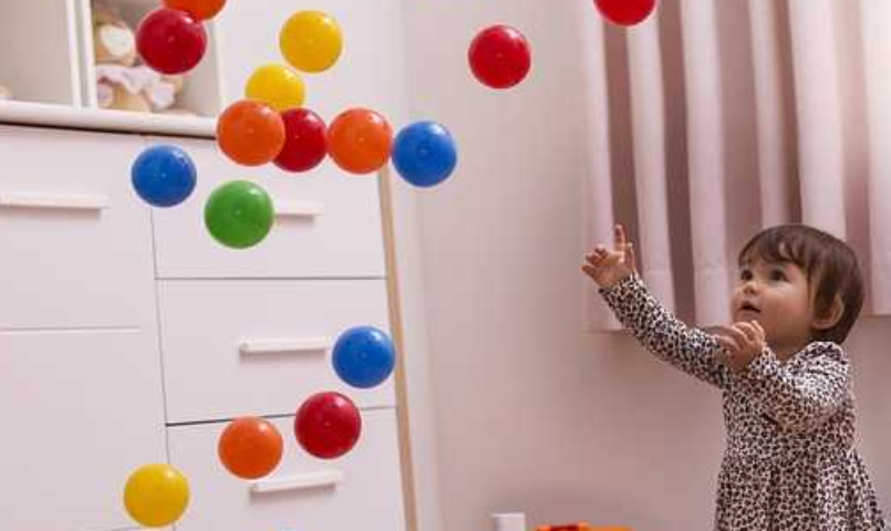 Por que escolas estão adotando a abordagem Pikleriana na educação infantil