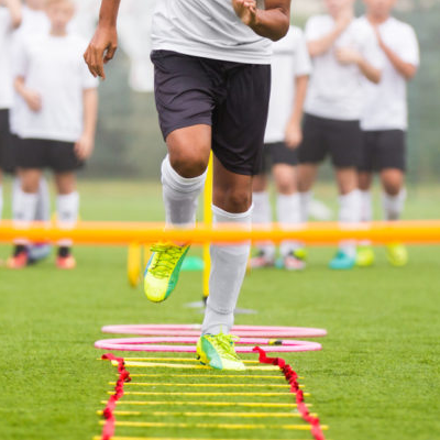 [Imagem de análise de jogo futebol resposta a estímulo e coordenação]