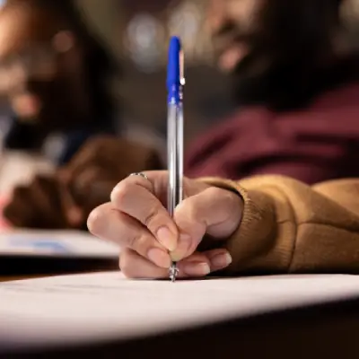 Atividades avaliativas na pós-graduação