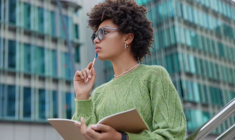 Qual é a diferença entre pós-graduação lato sensu e stricto sensu