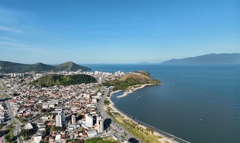 Parceria entre a Prefeitura de Caraguatatuba e a Faculdade Phorte oferece mais de 20 cursos para moradores e servidores públicos do munícipio.
